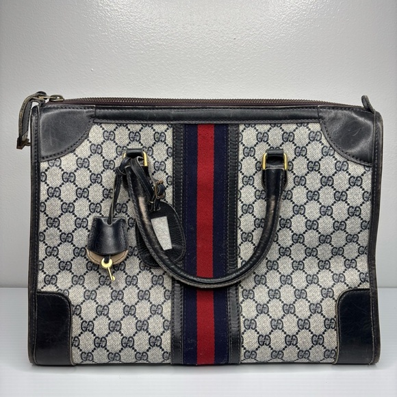 Gucci Handbags - Gucci Vintage GG Supreme Sherry Line